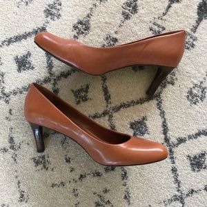 RALPH LAUREN Tan/Cognac Pumps, Size 8